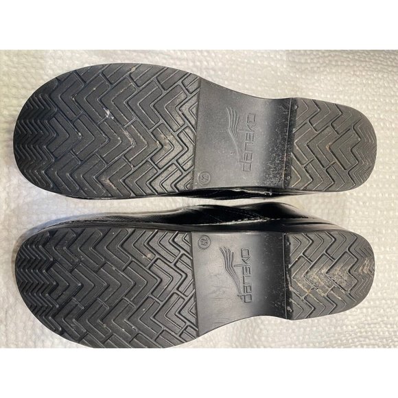 Dansko Professional Clogs Size  EU 42 - US 11.5-12 - Carbon Fiber Patent Leather - Picture 3 of 8